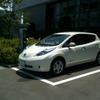 豊中市役所の日産リーフ