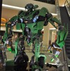 ジャカルタのショッピングモールに展示されているトランスフォーマー