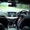 レッドブルレーシングのF1ドライバー、セバスチャン・ベッテル選手とマーク・ウェバー選手がインフィニティM(日産フーガ）をテストドライブ