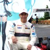 小林可夢偉選手は、初音ミクの痛車でレースに出場する、グッドスマイルレーシングのイベントに参加した