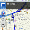 ガイド中の画面。地図は比較的に見栄えがよく、通信でダウンロードするタイプにありがちなスカスカ感は少ない。