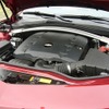 直噴のV6エンジンは308ps、37.7kgm。レギュラーガソリン仕様なのが嬉しい。