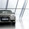 新型アウディ A6