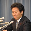 安住淳財務相