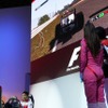 【TGS 2011】伝説のF1ドライバー、鈴木亜久里も登場・・・『F1 2011』ステージ 　