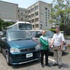 ふくしま新発売。福島県双葉町への車両の引渡し風景（埼玉県加須市で）