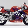 1998年、CBR900RR（918cc）