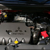 三菱が新開発した1.8リットルMIVECエンジン。アイドリングストップ機構も搭載する