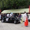 お祓いを受けるMG TD。4日後のゴールである京都の上賀茂神社に向けてスタート。
