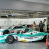 昨年大会のトムスチームのピット。FニッポンとGT500が“同居”するレースなのだ。