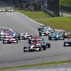 今年7月のFニッポン富士戦のスタート。インパル対トムスというレース内容だった。