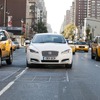 7日、4500km先のロサンゼルスを目指してニューヨークを出発したジャガーXFのディーゼルエンジン搭載車