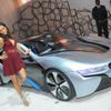 BMWの新ブランド、「i」の『i3コンセプト』と『i8コンセプト』の北米プレミアにはハリウッド女優のポーラ・パットンが登場（ロサンゼルスモーターショー11）