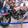 【東京モーターサイクルショー04】クラフトマンシップ全開!…過激な『V-MAX』