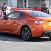 トヨタ、新型FRスポーツの車名は「86（ハチロク）」に決定