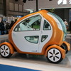 福岡県のEVベンチャー、興和テムザックが出品した2名乗りの小型EV、KOBOTパイ（東京モーターショー11）