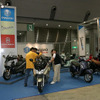 【東京モーターサイクルショー04】写真蔵…ベスパ/ジレラ/ピアジオ編