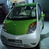 インドのタタモーターズが2012年内に発売予定の天然ガス車、ナノCNG（デリーモーターショー12）