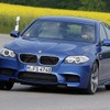 現在はガソリンエンジンと駆動方式FRのみのBMW M5（参考画像）