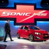 シボレーのグローバルコンパクトカー、ソニックの高性能モデルがソニックRS（デトロイトモーターショー12）