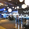 VIAモータースの3台のEV。ブースにはボブ・ラッツ氏も姿を見せた（デトロイトモーターショー12）