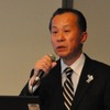 発表会で登壇した日本ミシュランタイヤの内野真澄執行役員