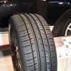 クムホタイヤ（東京オートサロン12）