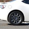 スバルBRZ（Rグレード、6AT、16インチホイール）