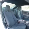 スバルBRZ（Rグレード、6AT、16インチホイール）