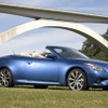 インフィニティG37コンバーチブル。写真は北米仕様。Gは日本の日産スカイラインだが、コンバーチブルは設定されていない。