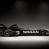 ルマン24時間耐久レースに参戦するニッサン-デルタウイングのマシン