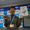 優勝した『ワンダードライビング』の野間恒毅氏