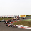 バトン（マクラーレン、写真先頭、2011年F1中国GP）