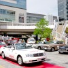 東京・品川に集結したダットサンなどの旧車45台。午後には街をパレード走行した。