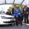 中国・温家宝首相とドイツ・メルケル首相が、ウォルフスブルグのフォルクスワーゲン工場を訪問