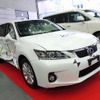会場に展示された車両は側面衝突試験に使用されたもの。