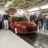 クライスラーグループの米国イリノイ州工場で生産が開始されたダッジ ダート