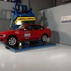 米国IIHS（道路安全保険協会）が実施した新型BMW 3シリーズセダンの衝突テスト