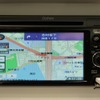 ホンダが参考出品した「ディスプレイコンポ」は、ホンダアクセスから発売されるDOPナビ。iPhoneのナビアプリを転送して使う。