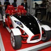 AZAPAのコンセプトEVミニカー。リチウムイオンバッテリーでインホイールモーター2基の後輪駆動だ。（人とくるまのテクノロジー12）
