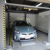 立体駐車場にも電気を…