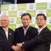 左からトヨタ車体株式会社社長・網岡卓二氏、株式会社セブン-イレブン・ジャパン社長・井阪隆一氏、トヨタ自動車専務・伊原保守氏