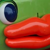 ホンダ フィットハイブリッドがベースのしゃべるクルマ「プチェコ」