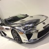 レクサスがオーストラリアの顧客に納車した全身クローム仕上げのLFA