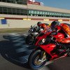 【インターモト04】アプリリア RSV1000Rファクトリー…トップの上