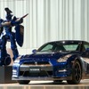 GT-R がロボットに変身…日産×ジャイロゼッター