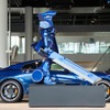 GT-R がロボットに変身…日産×ジャイロゼッター