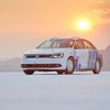 「ボンネビル・スピードウィーク」において、298km/hのハイブリッド世界最高速記録を打ち立てたVWジェッタ ハイブリッド