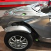 トヨタ自動車の新たなCamatte。鈑金の匠が手作りでボディを作り上げた。