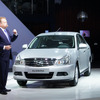 新型日産 アルメーラ
